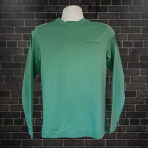 Vineyard Vines Men’s Whale Long Sleeve Green Performance Tee — 1V0367. Size: XS